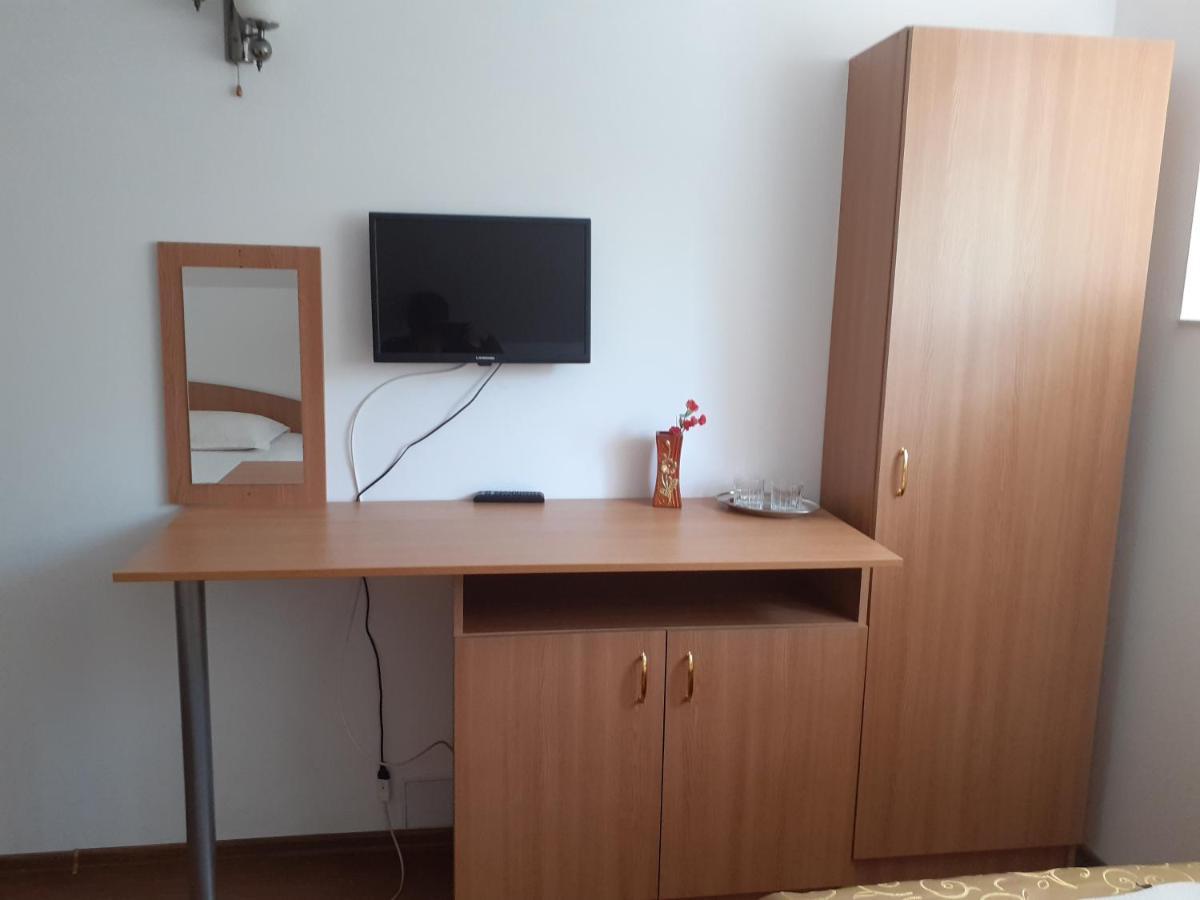 Casa Cionca Pensionat Gilău Exteriör bild