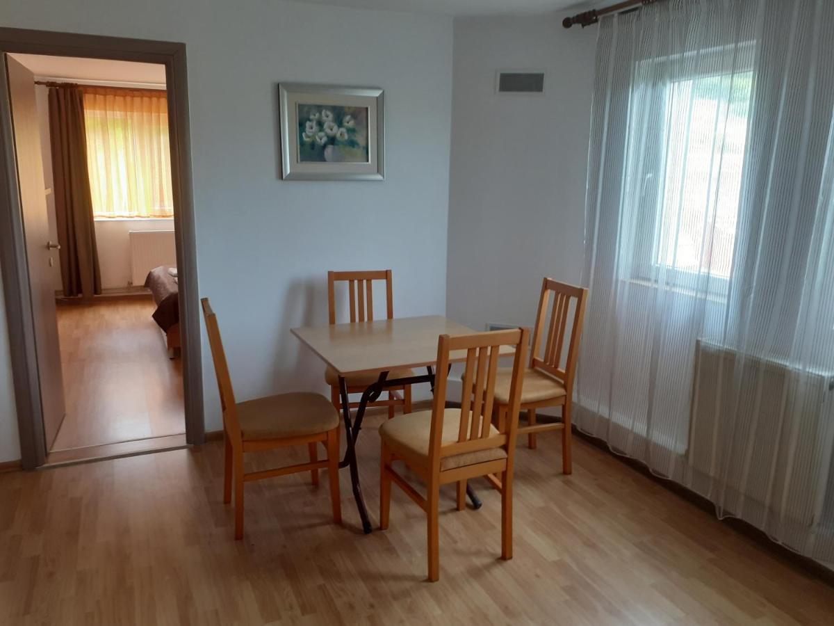 Casa Cionca Pensionat Gilău Exteriör bild