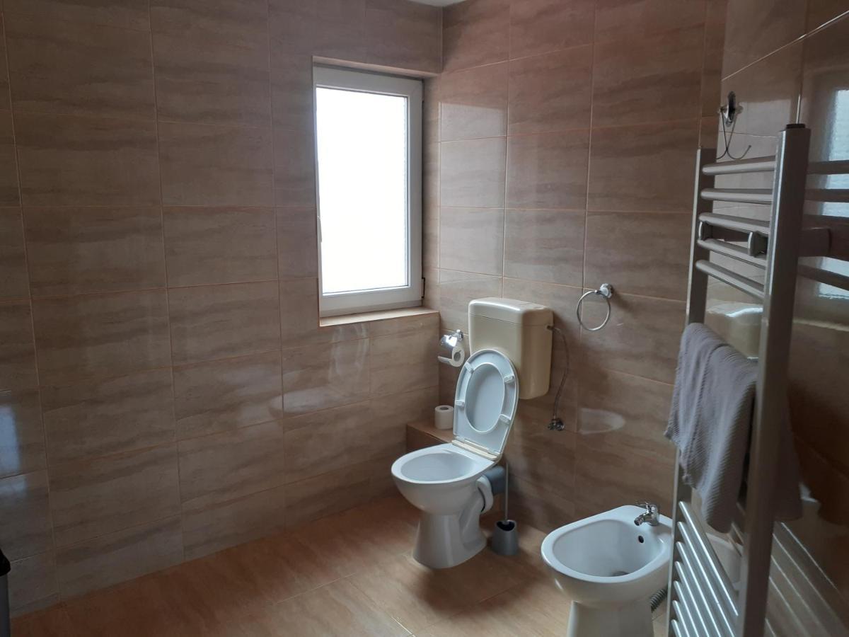 Casa Cionca Pensionat Gilău Exteriör bild
