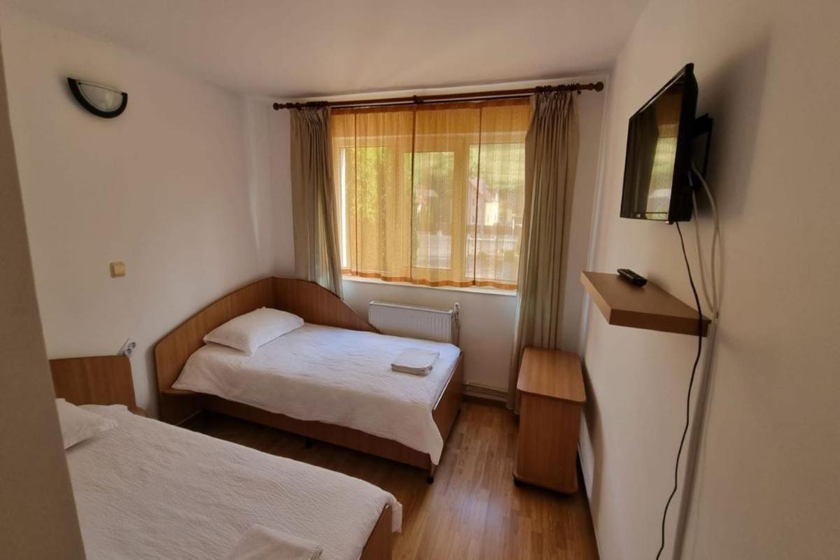 Casa Cionca Pensionat Gilău Exteriör bild