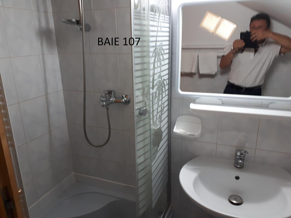 Casa Cionca Pensionat Gilău Exteriör bild