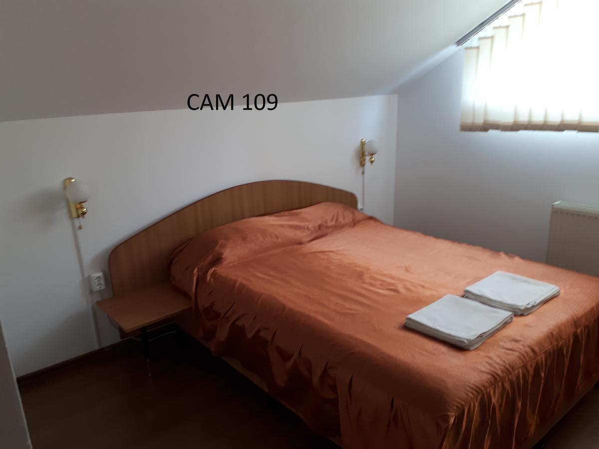Casa Cionca Pensionat Gilău Exteriör bild